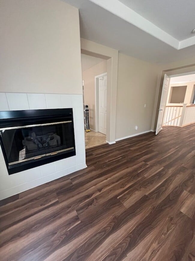Building Photo - Beautiful Estate located in the Highly des...