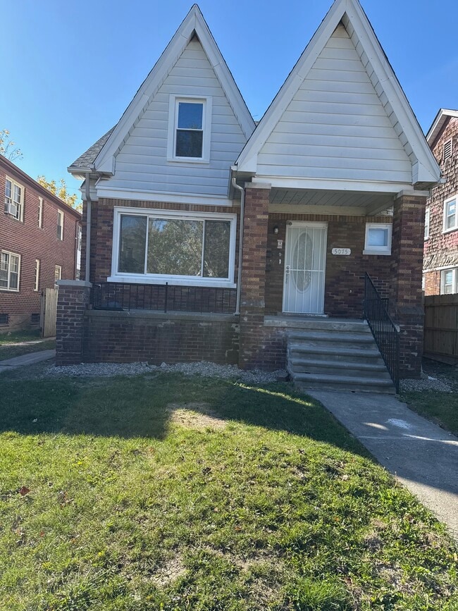 Building Photo - 5075 Somerset Ave