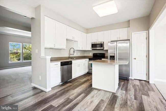 Building Photo - 13593 Beckingham Dr