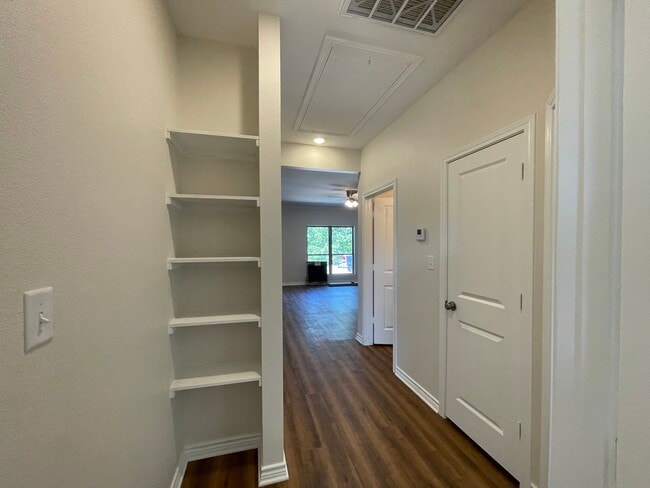 Building Photo - 4073 County Rd 152 W