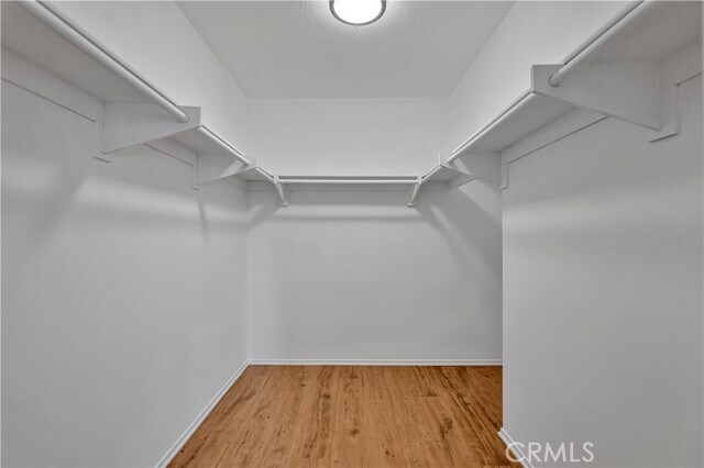 Building Photo - 290 Spruce Ct