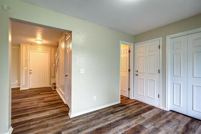 Building Photo - 2003 Hackberry Cir