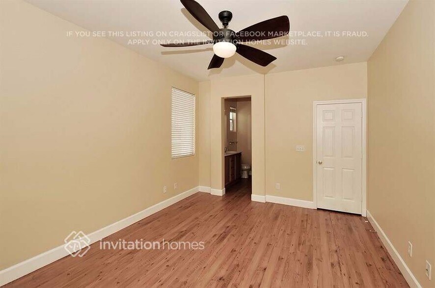 Building Photo - 3963 Indian Gold St