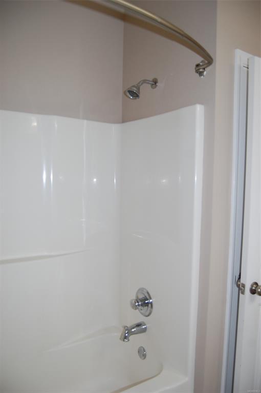 Building Photo - 108 Crenshaw Ct