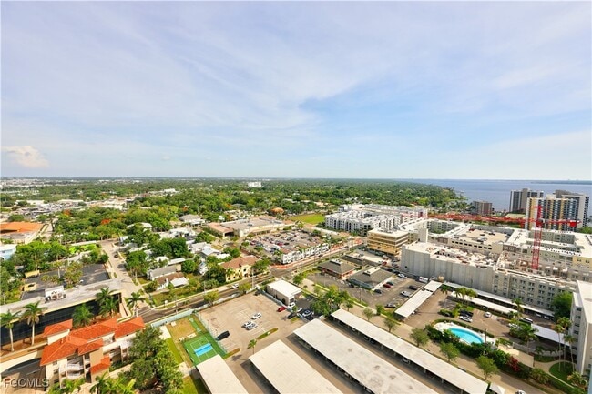 Building Photo - 2104 W First St