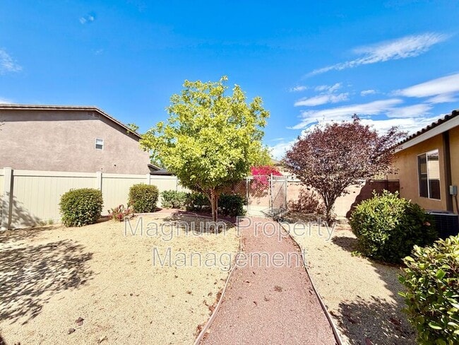 Building Photo - 33205 Gypsum St