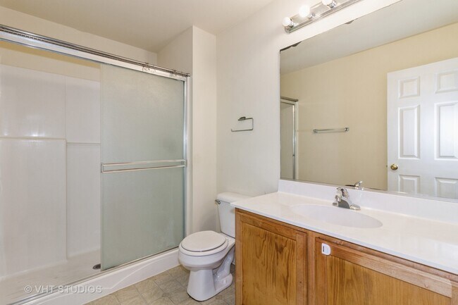 Building Photo - 544 Declaration Ln