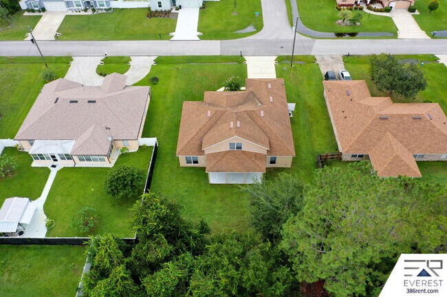 Building Photo - 40 Persimmon Dr