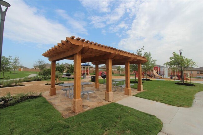 Building Photo - 1066 Gaelic Dr