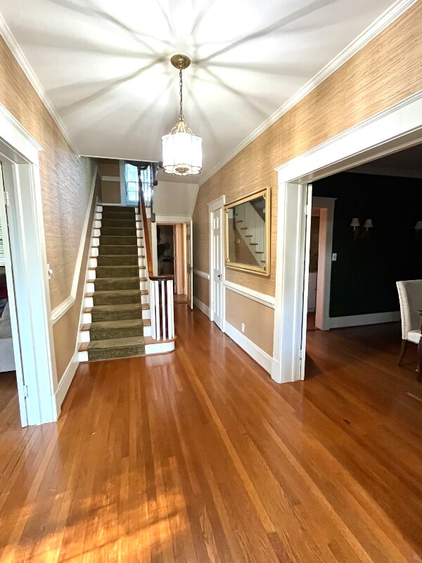 Building Photo - 244 Meadowbrook Rd
