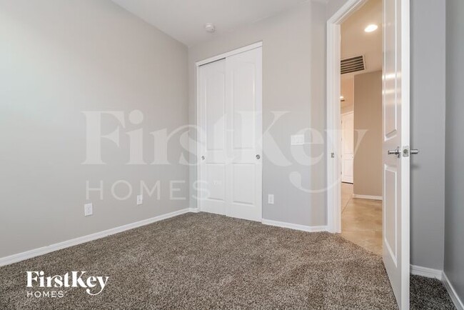 Building Photo - 5178 N 188th Ln
