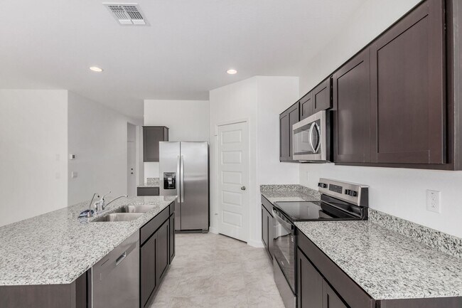 Building Photo - Beautiful Corner Lot Home with Modern Upgr...