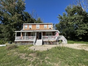 Building Photo - 614 Harbor Rd