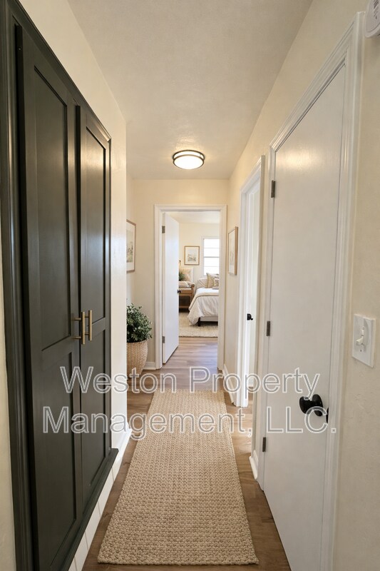 Building Photo - 3229 SE 24th St