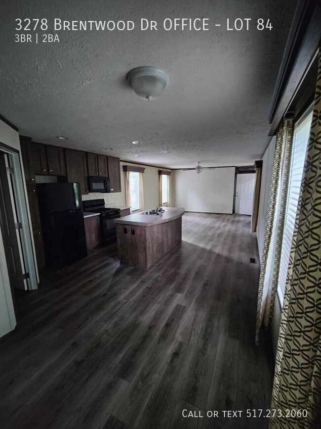 Building Photo - 3278 Brentwood Dr