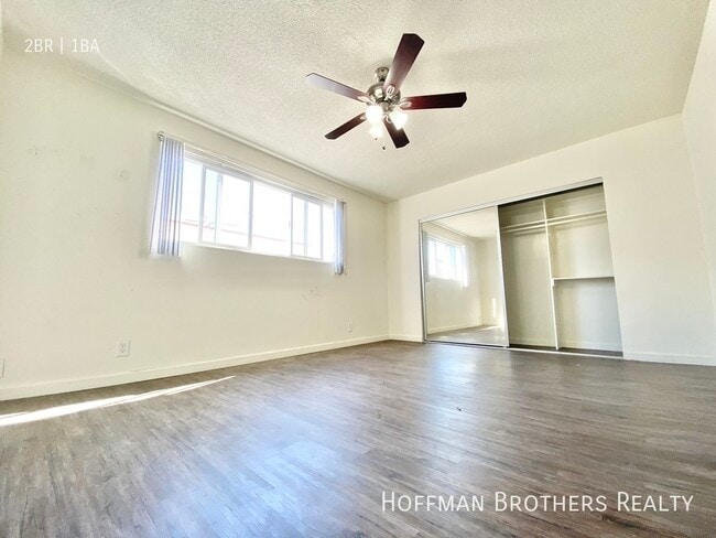 Building Photo - 3438 Mentone Ave