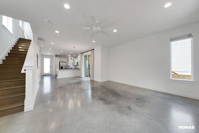 Building Photo - Charming 3BR House in East Austin - Pet Fr...