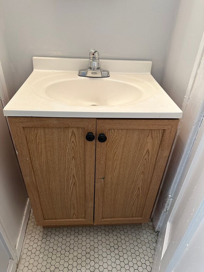 Building Photo - 229-231 Selye Ter