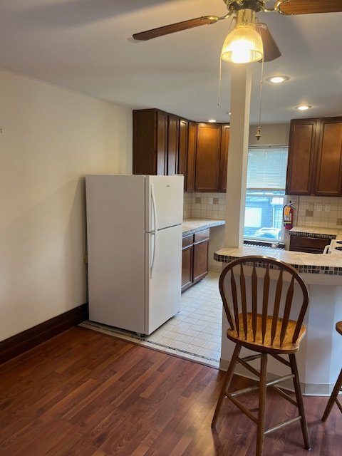 Building Photo - 213 Cattell St