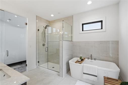 Building Photo - 2614 NW 84th Terrace