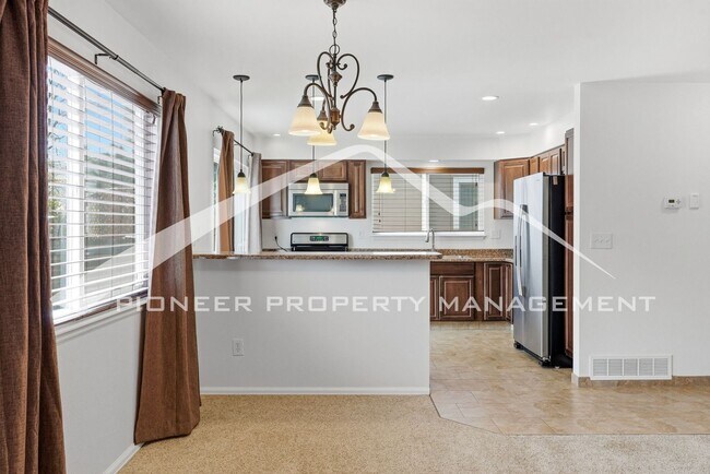 Building Photo - Beautiful Single Family Home Fenced in Yard and Central AC