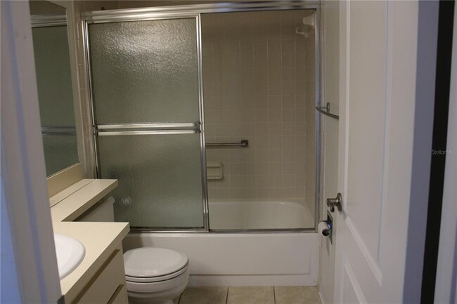 Building Photo - 3345 Crystal Ct E