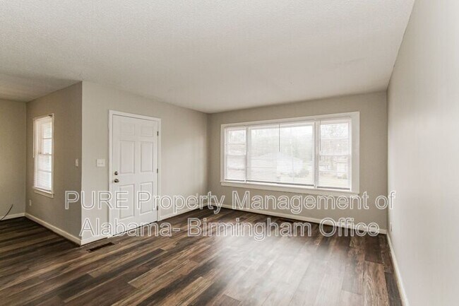 Building Photo - 6121 Court M