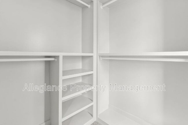 Building Photo - 45490 Whistling Terrace