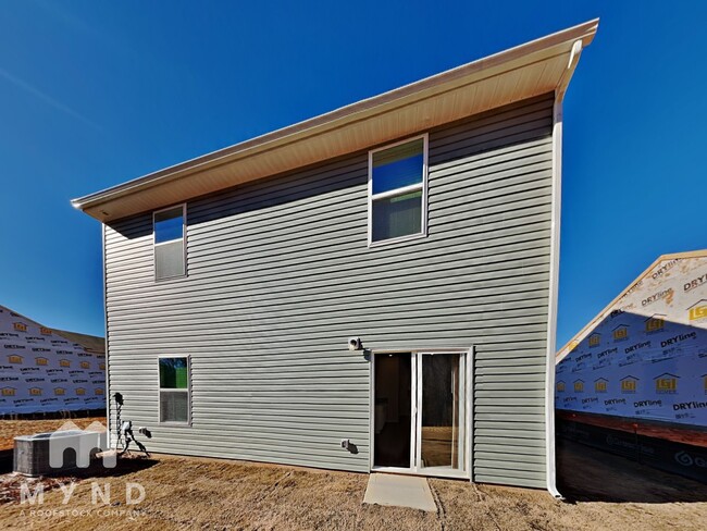 Building Photo - 3602 Clover Vly Dr