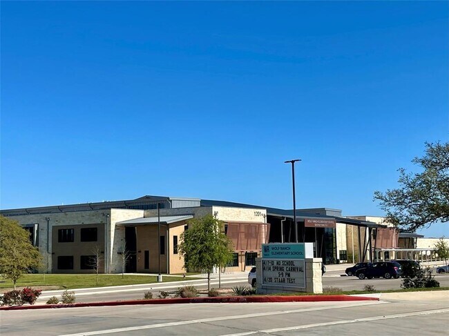 Building Photo - 3708 Mercer Rd