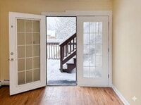 Building Photo - Renovated 1br in Country Setting with Private Deck