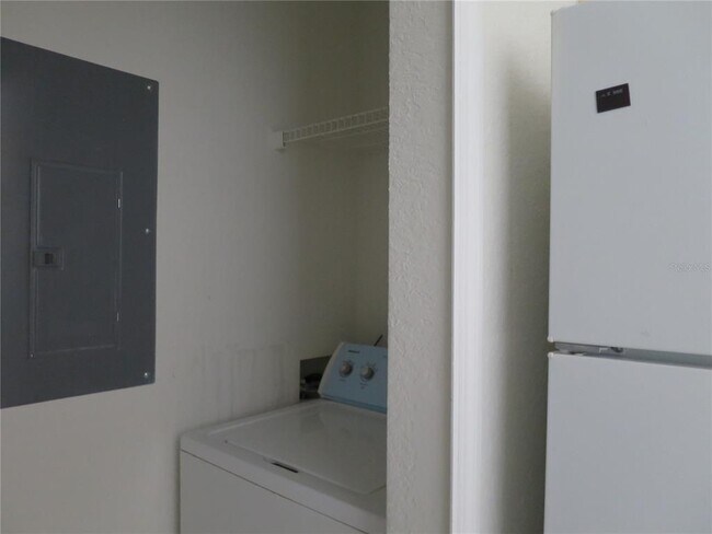 Building Photo - 8826 Dunes Ct