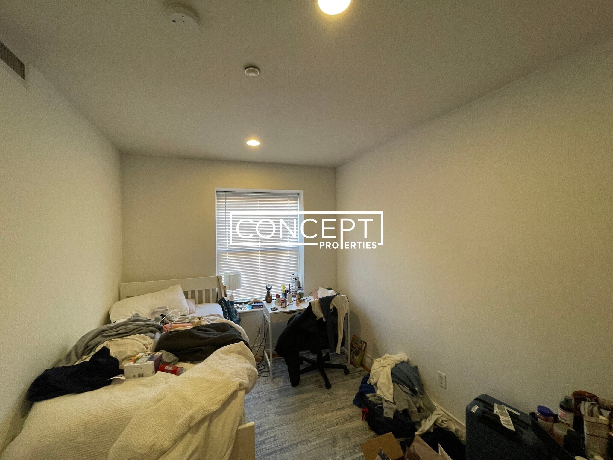 Building Photo - 64 Louis Prang St