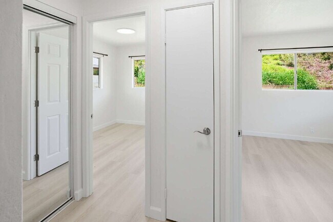 Building Photo - Freshly Renovated 3BR/2BA Home with 2-Car Carport