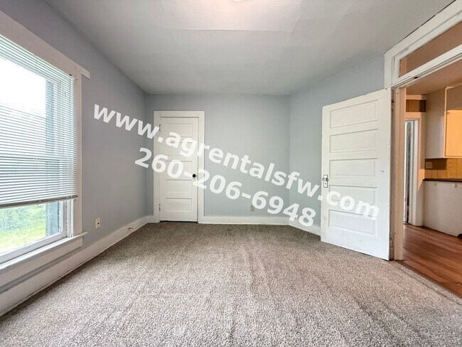Building Photo - 2919 S Harrison St