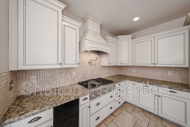 Building Photo - 3779 N Denny Way