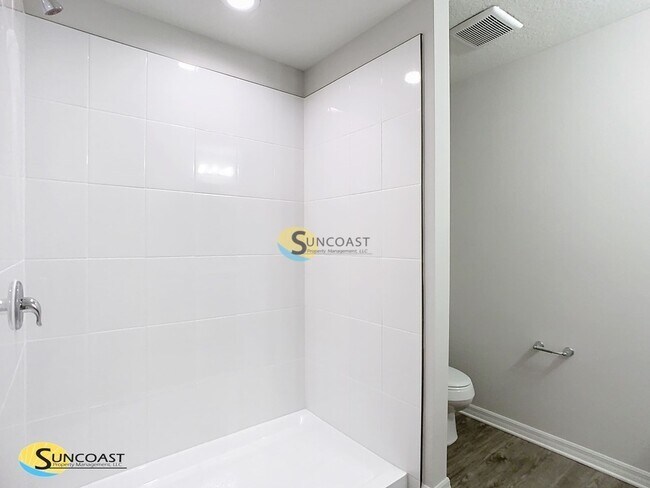 Building Photo - 3821 SW 43rd Ct