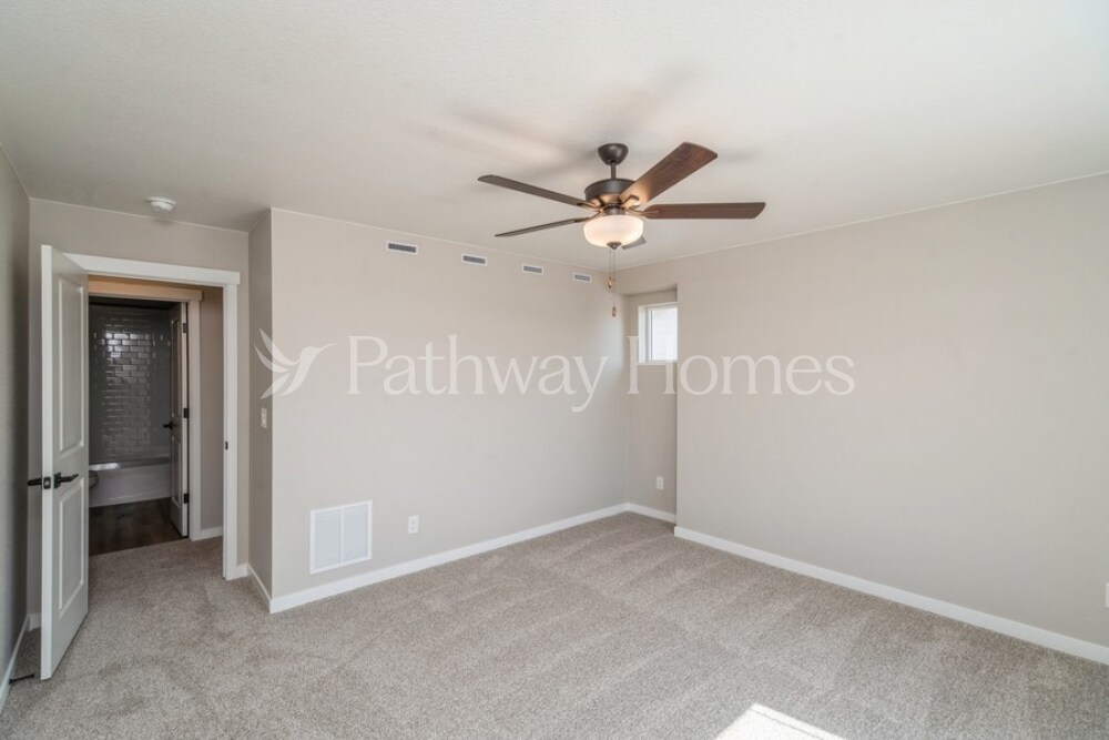 Building Photo - 9403 Yampa Ct