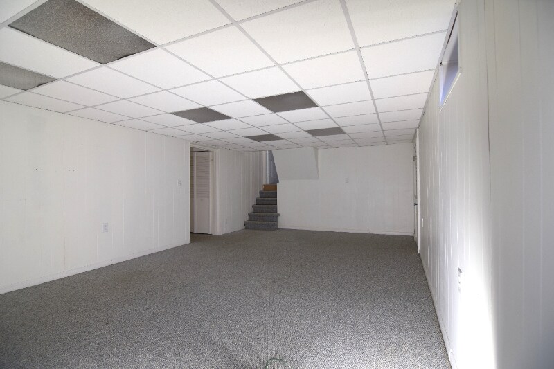 Building Photo - 2105 S 150 W