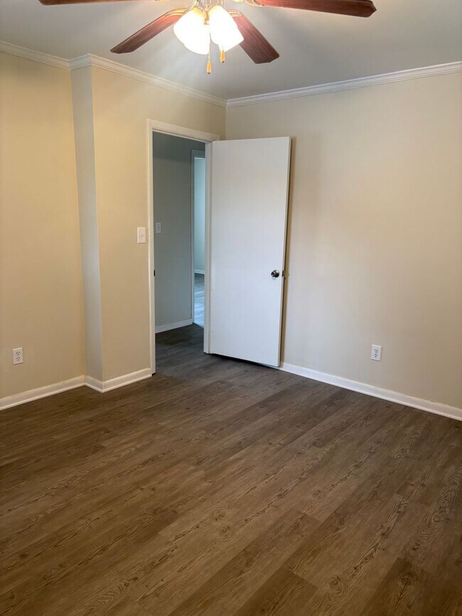 Building Photo - New For Rent!