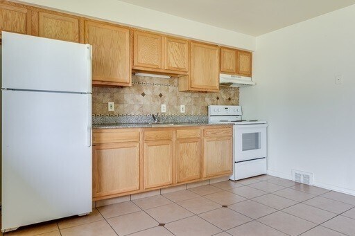 Interior Photo - Balfour Apartments (Renewed Investments I LLC)