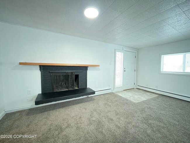 Building Photo - 237 Denali St