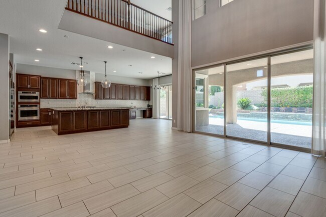 Building Photo - Stunning Summerlin Rental on Private Cul-d...