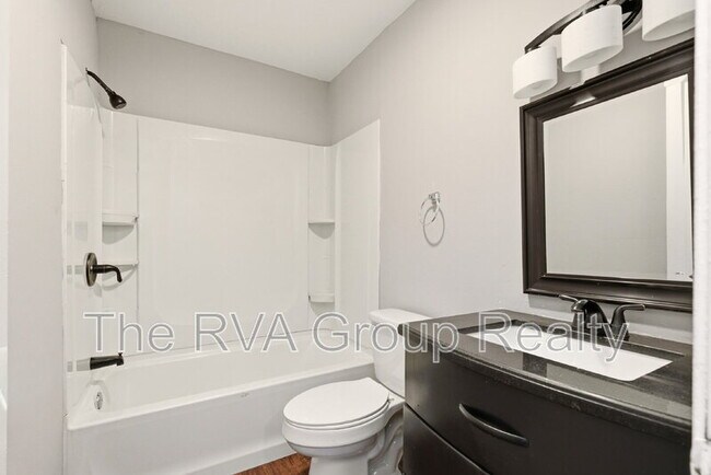 Building Photo - 3202 Utah Pl