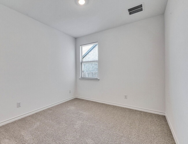 Building Photo - 200 Small Seed Dr