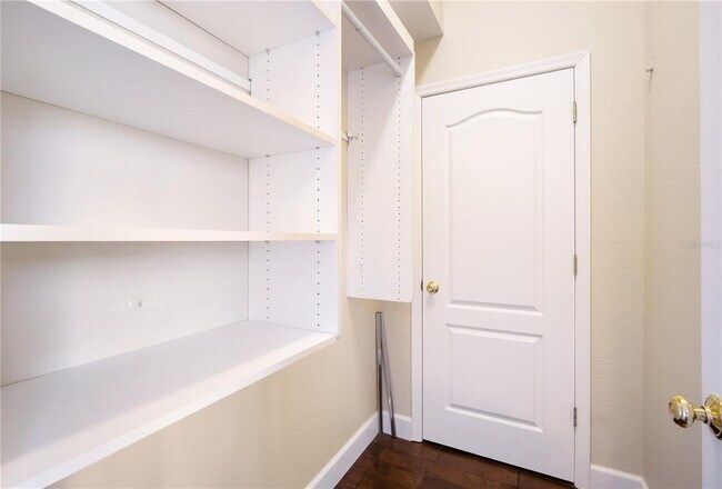 Building Photo - 16 Seagrape Cir