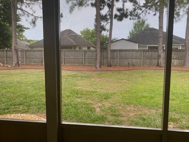 Building Photo - Elegant 4BD/2BA Home in the Charming Laurel Brooke Neighborhood, Valdosta, GA!