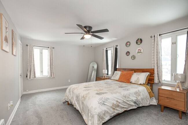 Building Photo - 3 BED 2 BATH BEAUTIFUL SINGLE FAMILY HOME!