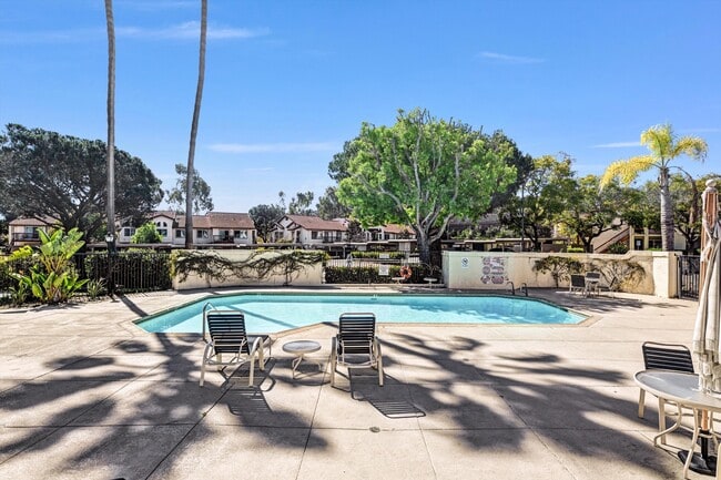 Building Photo - 4020 Porte La Paz