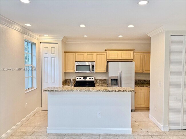 Building Photo - 2674 SW 84th Terrace